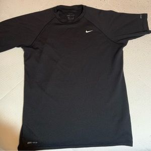 Nike Dri Fit, Color Black, Size Small